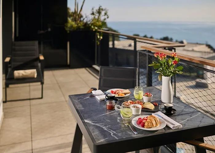 Aminess Younique Vollo Residences *